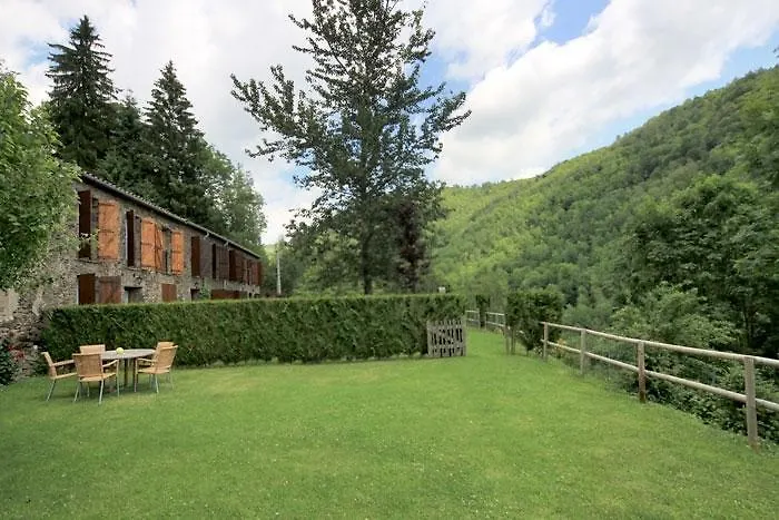 Apartamentos Rurales Les Barnedes Molló 0*,  España