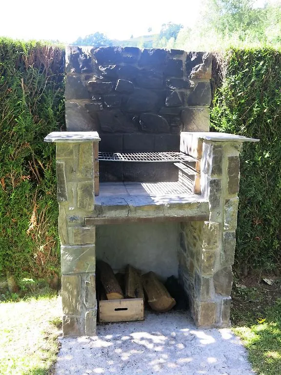 Apartamentos Rurales Les Barnedes Molló 0*,