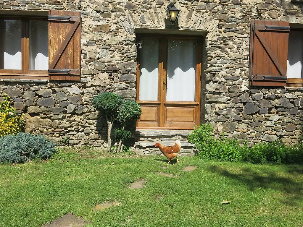 Apartamentos Rurales Les Barnedes Molló