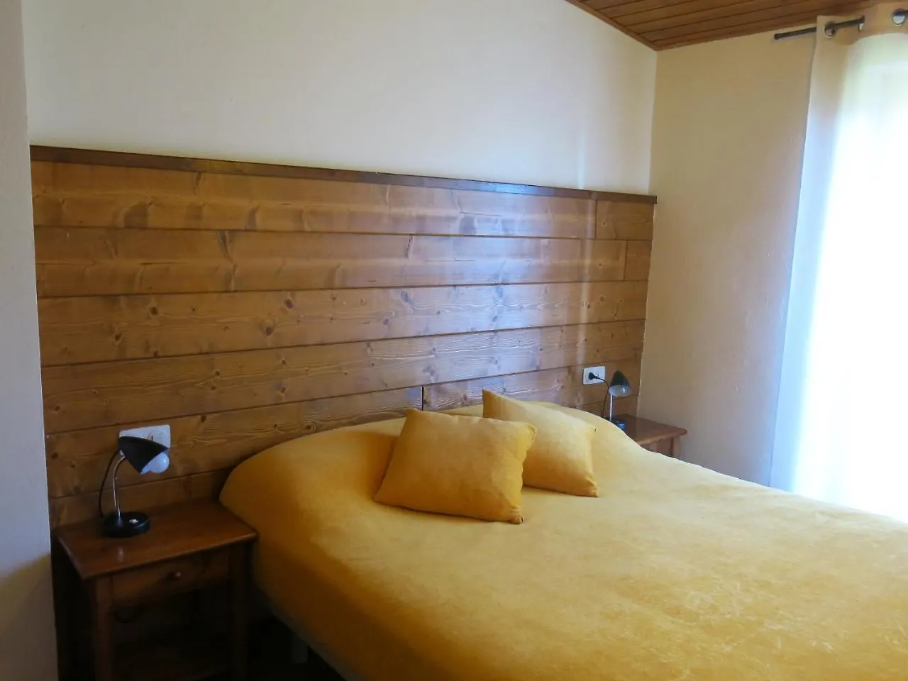Apartamentos Rurales Les Barnedes Molló 0*,  España
