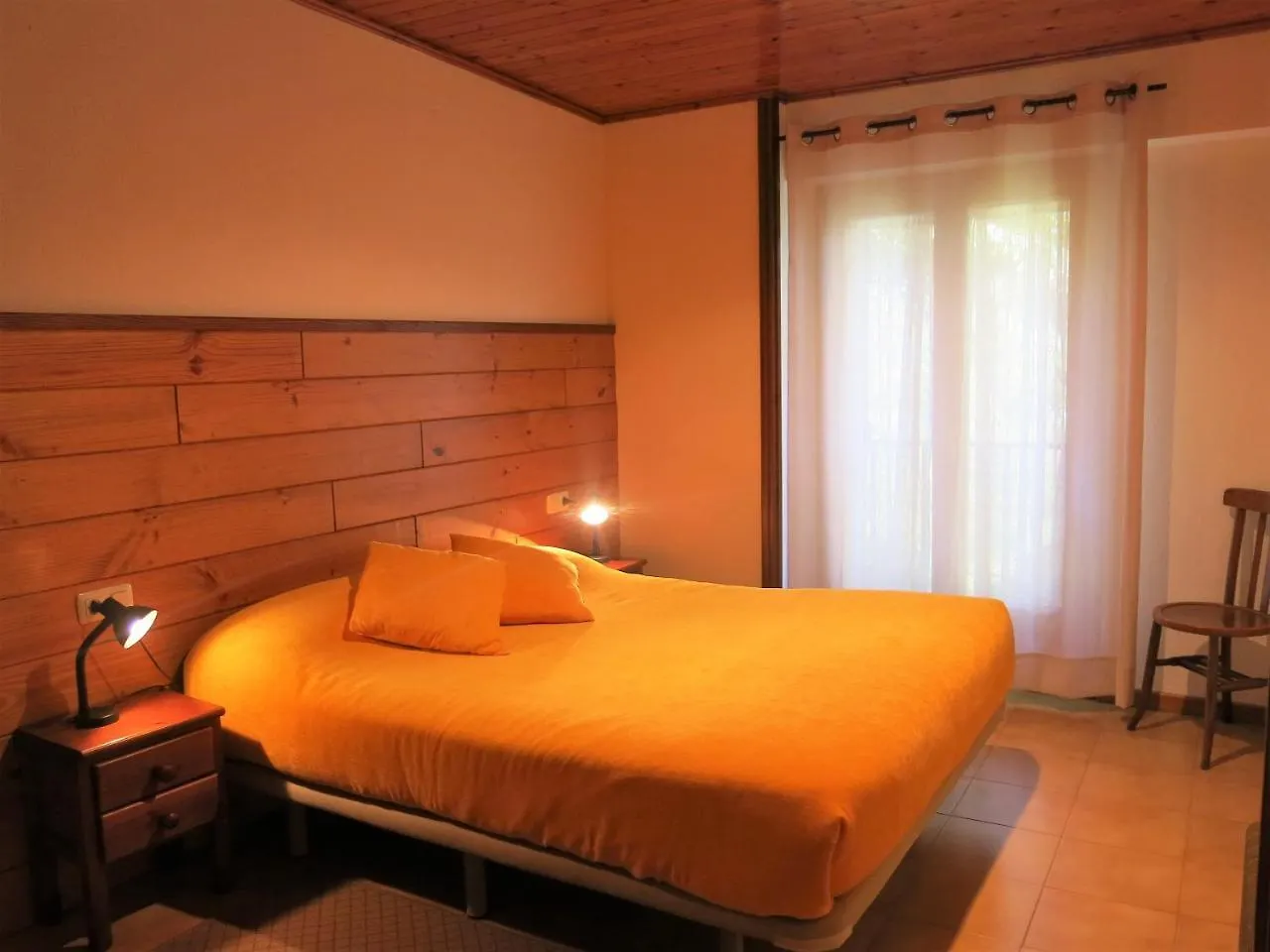 Apartamentos Rurales Les Barnedes Molló 0*,