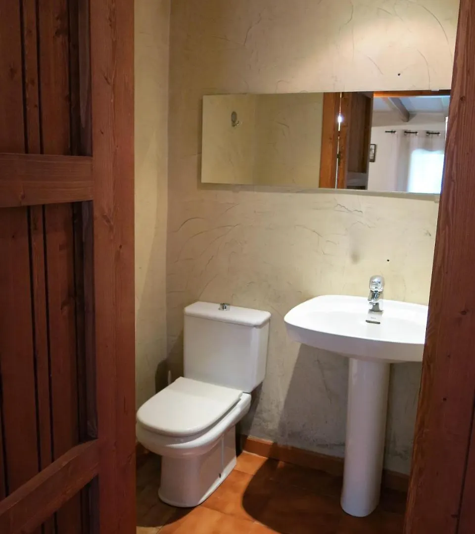 Apartamentos Rurales Les Barnedes Molló