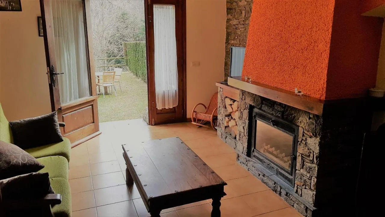 Apartamentos Rurales Les Barnedes Molló
